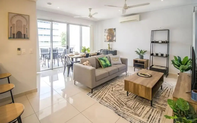 ZEN CENTRAL CBD - 3 Bedroom Apartment