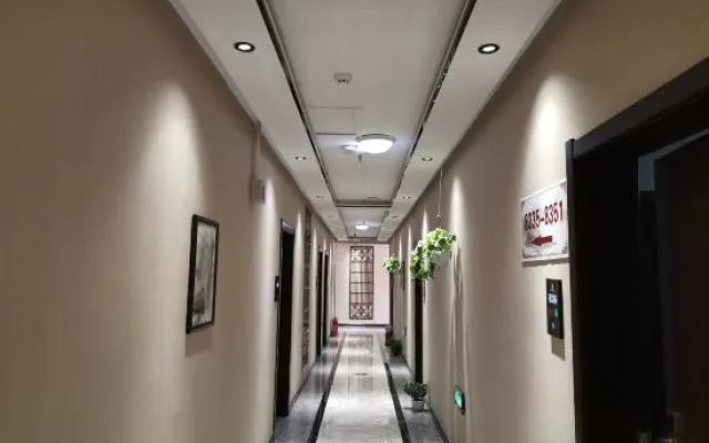 Pebble Motel (Taiyuan South Railway Station Shanxi University)