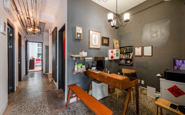 Tainan Weshare Hotel