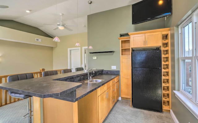 Central Cleveland Gem w/ Direct Skyline View!