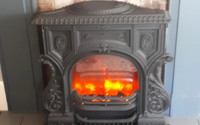 Maplehurst Manor B&B