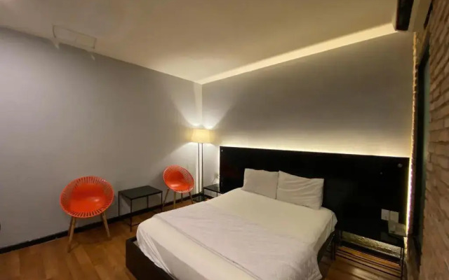Lavender Garden Hotel