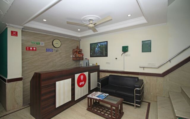 OYO 7619 Hotel VRS