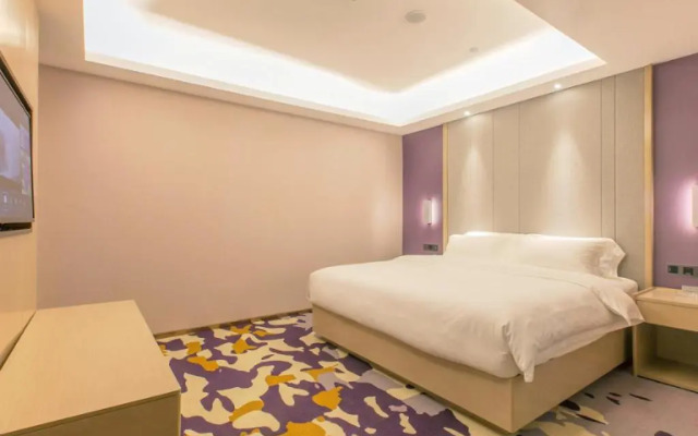 Lavande Hotel Wuxue Kanjiang Avenue