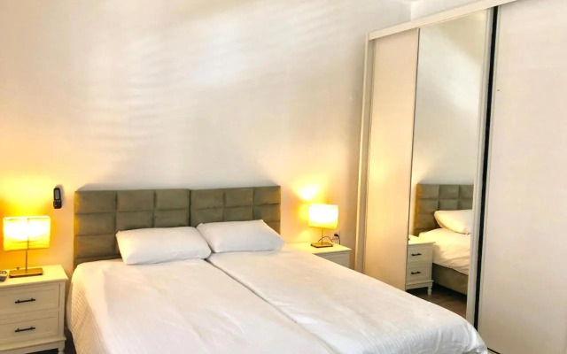 Studio Apartment in Bat-Yam