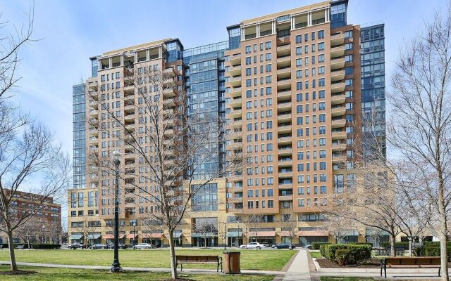 Bridgestreet Millennium Metropolitan Park