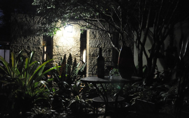 Stunning Magnetic Island Home,Private, Large Pool,Adults Only