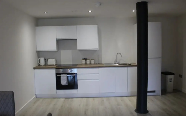 Luxury 1-bed Apartment Bradford Free Parking