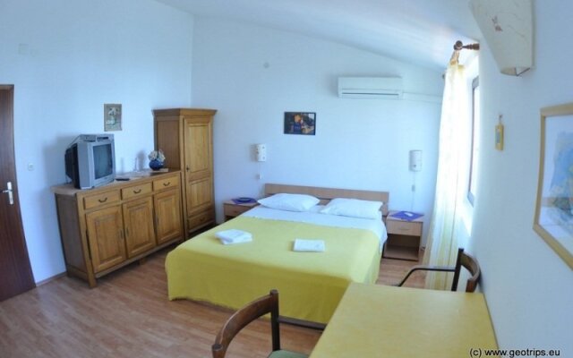 Adria Apartments