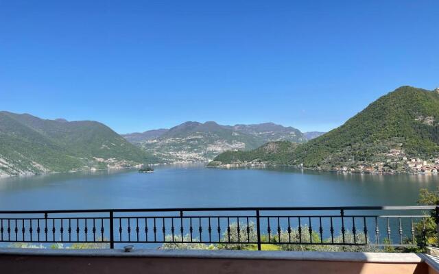 Lake Iseo - Gli ulivi 1