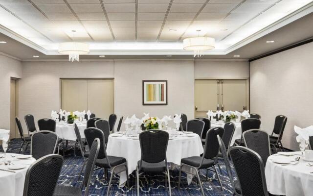 Holiday Inn Express Vancouver-Metrotown (Burnaby) by IHG