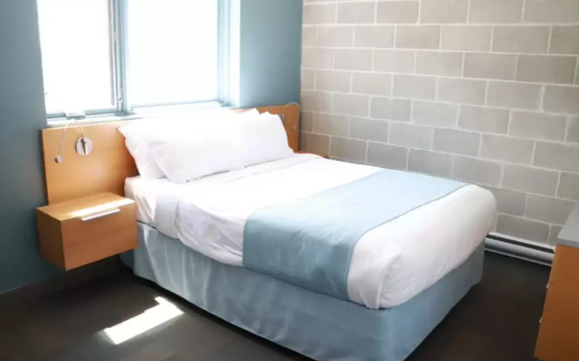 Barker Suites Southport