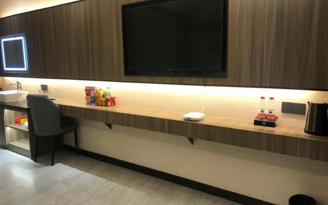 Xinzheng Mo Ran  Hotel