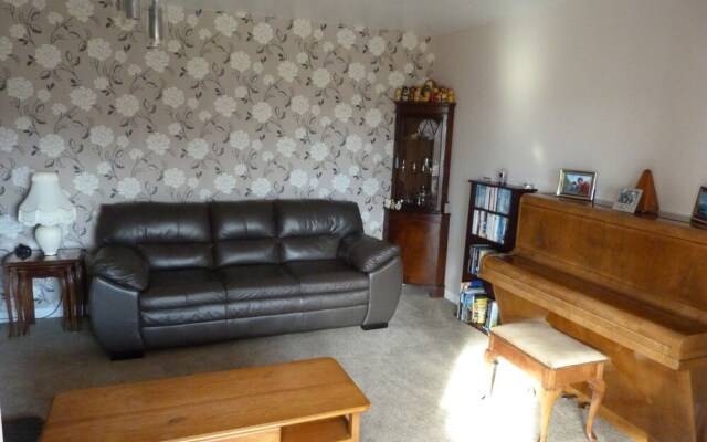 Castleneuk Guest House