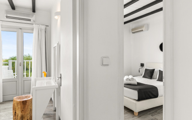 Mr & Mrs White Paros Suites & More