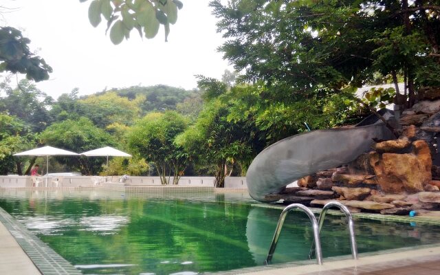 Huen Kam Fah Golf Resort