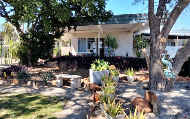 Warren Motor Inn