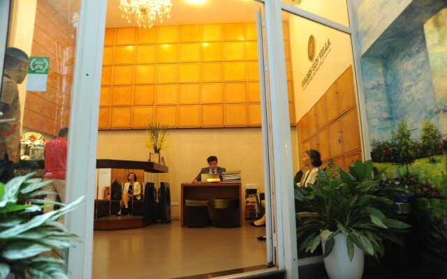 Golden Sunshine Villa Hotel and Travel
