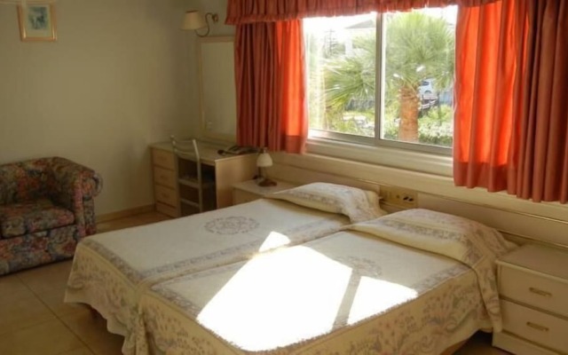 Tsialis Hotel Apartments