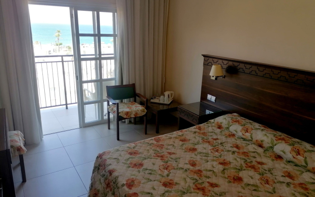 Anais Bay Hotel