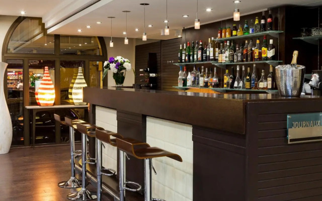Park and Suites Prestige Cannes Croisette Hotel