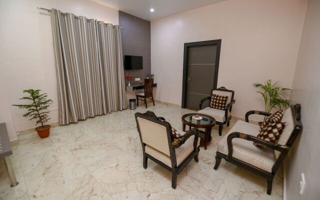 Hotel Jataka Inn
