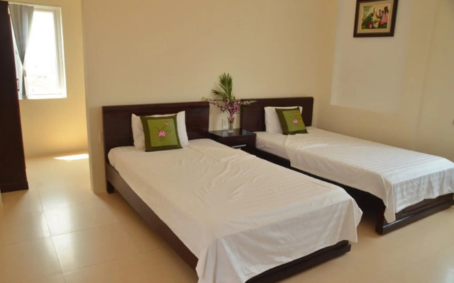 Nam Long Plus Hotel