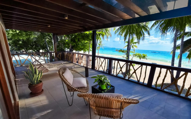 Red Coconut Beach Hotel