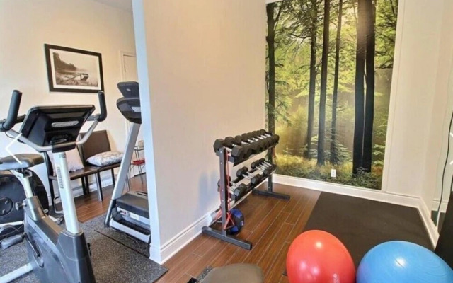 Champlain Condo 202