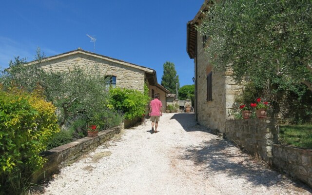 Case Vacanza Serre Di Parrano