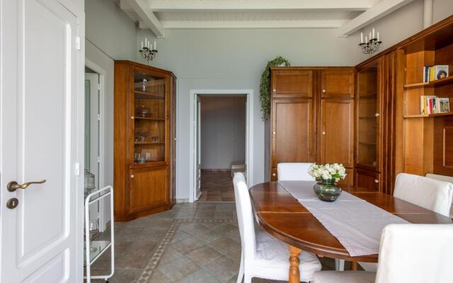 Meravigghia Apartment