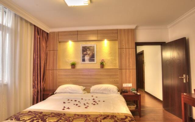 GreenTree Alliance Shanghai ChongMing BaYi Road Walking Street Hotel