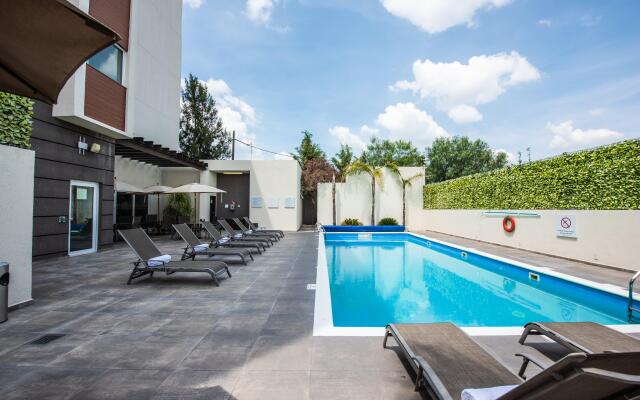 Holiday Inn Express & Suites Celaya by IHG