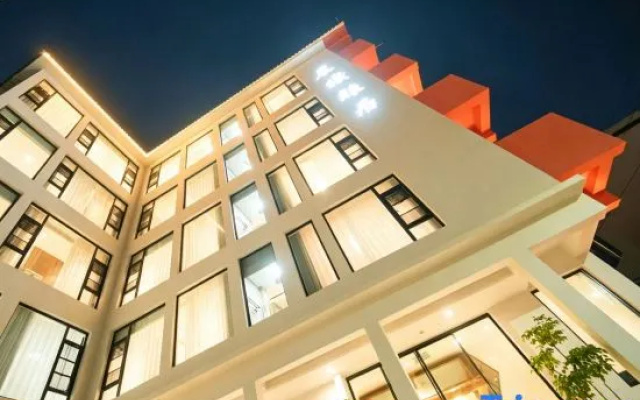 Morning Dawn Residence - A Luxury Mountain View Vacation Accommodation – Exterior – Lijiang