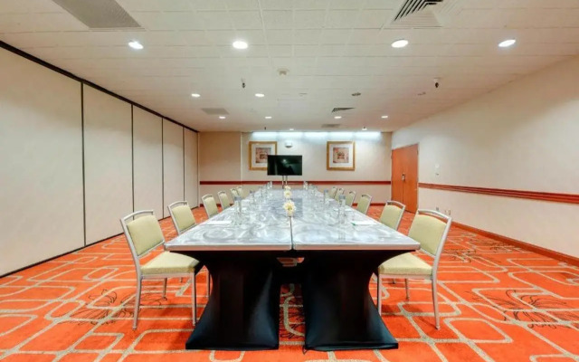 Holiday Inn Golden Gateway by IHG