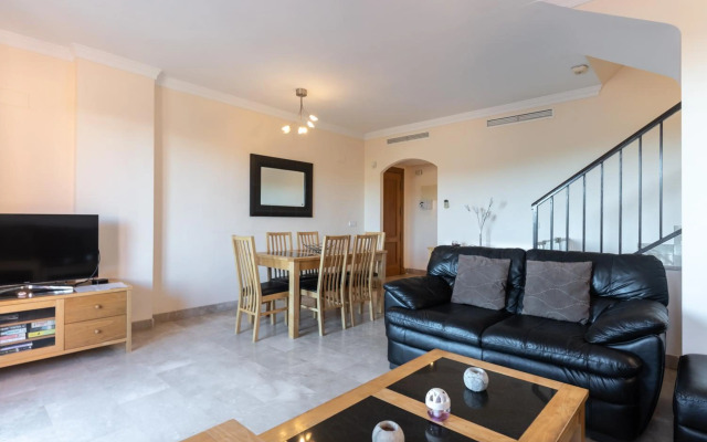 Duplex apartment Estepona