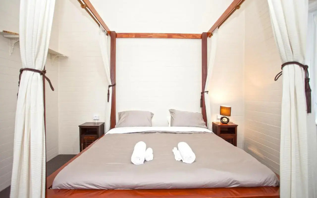 CBD Holiday Home