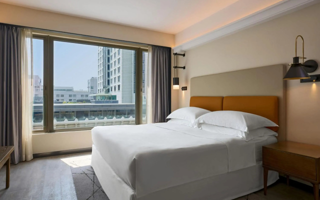 Sheraton Hong Kong  & Towers