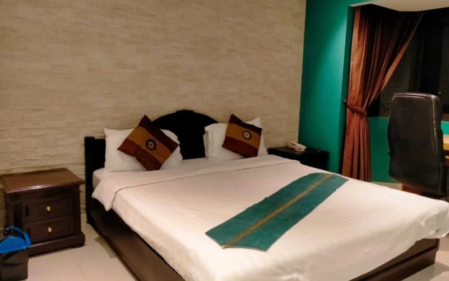 Apartments Omni Tower Direct Rooms Sukhumvit Soi 4
