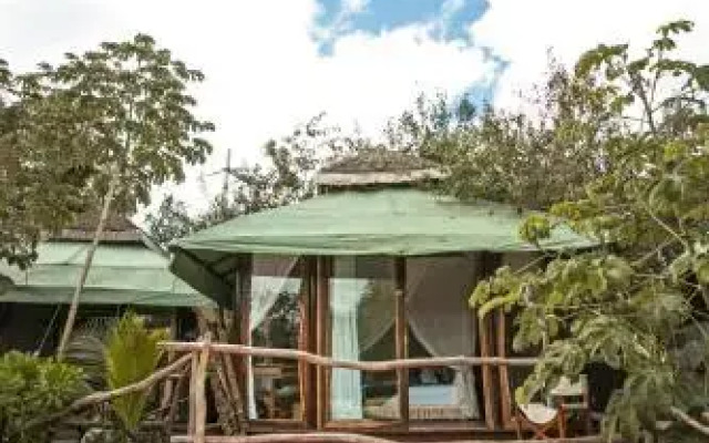 NUNUM-Luxury Tenting