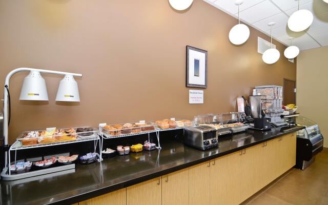 Best Western Plus Lacey Inn & Suites