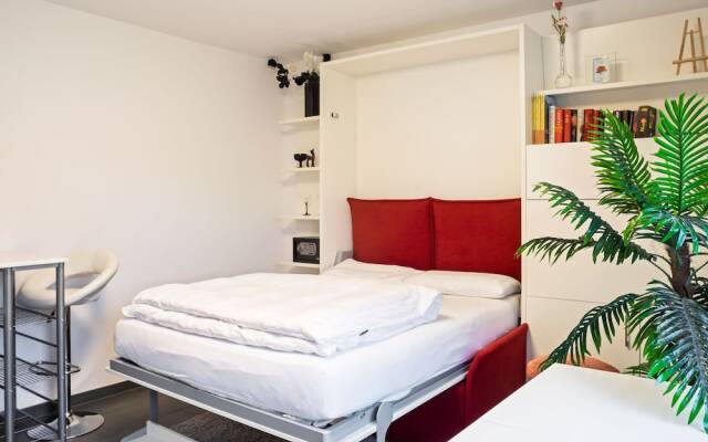 Lovely Apartment in Duisburg near Forest