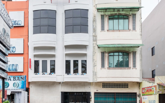 Super OYO 3150 Theodore Homestay