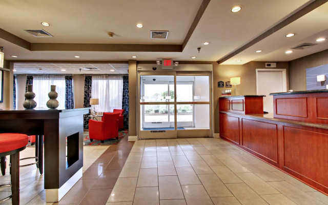 Holiday Inn Express Hurricane by IHG