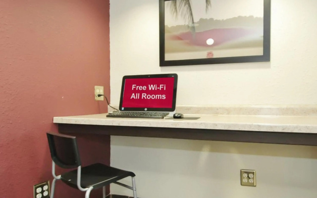 Red Roof Inn PLUS+ Chicago - Hoffman Estates