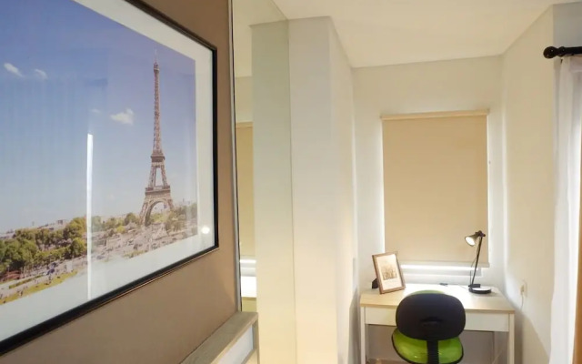 Studio Budget Apartment Springwood Residence