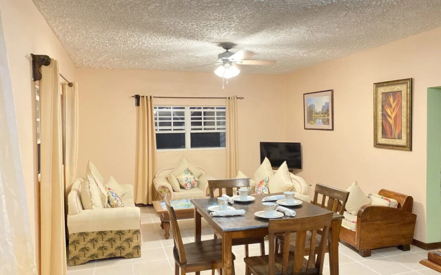 Silver Palm Vacation Rental