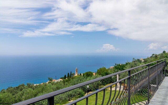 Scenic Holiday Home in Pieve Ligure With Private Garden