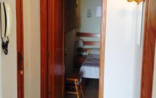 Ocean View Apartment over Los Cristianos, Playa las Vistas