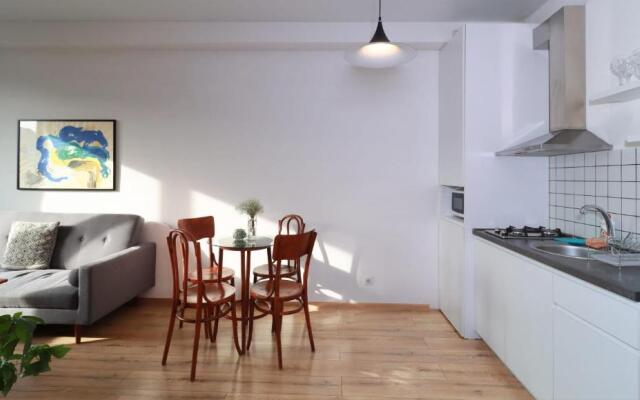 Wehost Stylish Apartment Near Fabrika